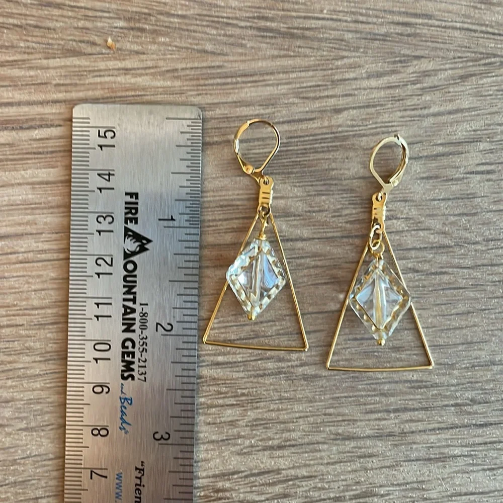 HAND CRAFTED TRIANGULAR PIERCED EARRINGS Gold Clear Statement Drop